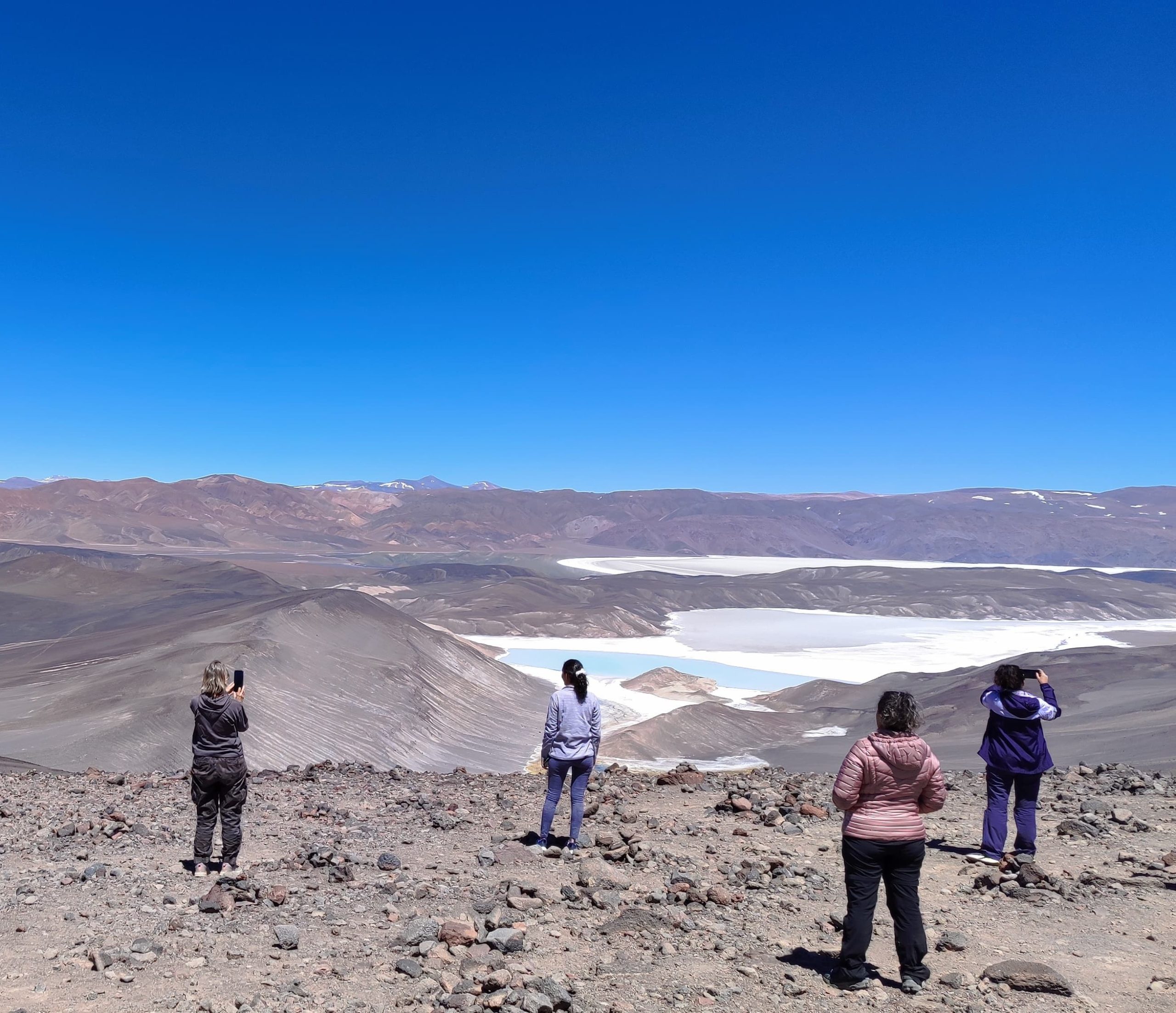 Vista aérea del paisaje de Fiambalá y el Balcón del Pissis